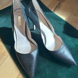 Louise et Cie Hermosah Black Leather Snake Skin Pointy D'Orsay Heels - Size 11